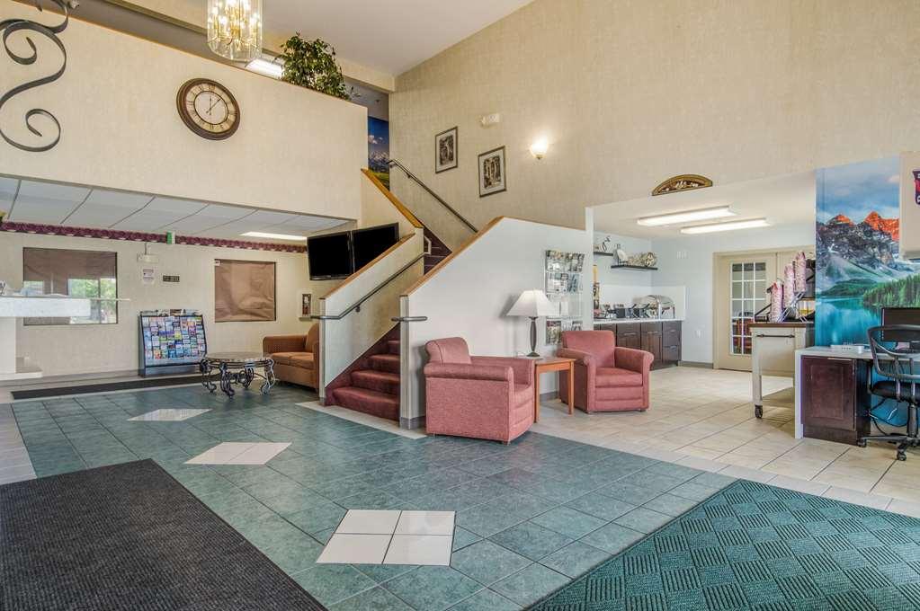 Quality Inn Порт Орчард Интериор снимка