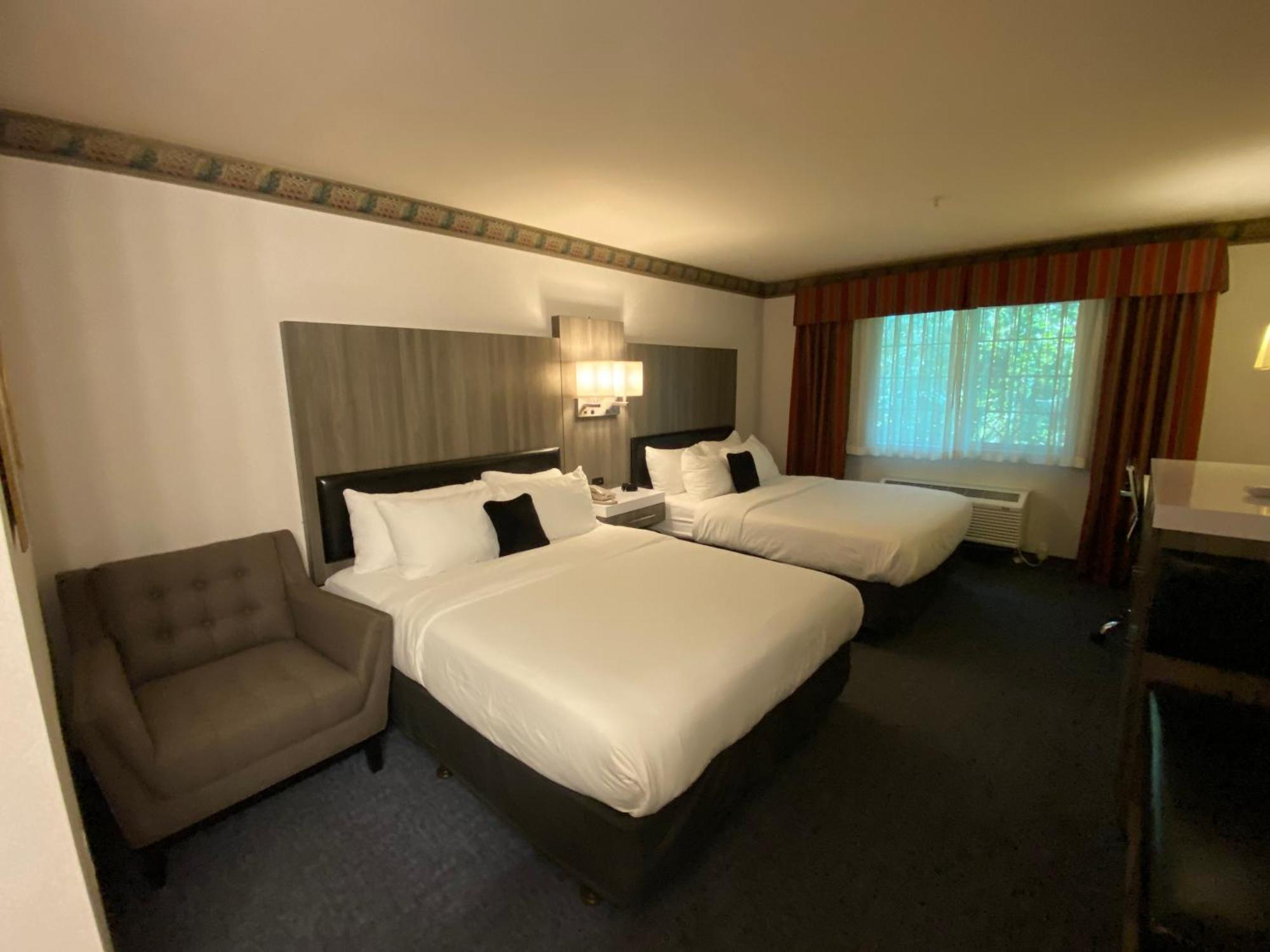 Quality Inn Порт Орчард Екстериор снимка